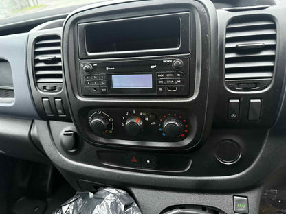 2015 - VAUXHALL VIVARO DIESEL