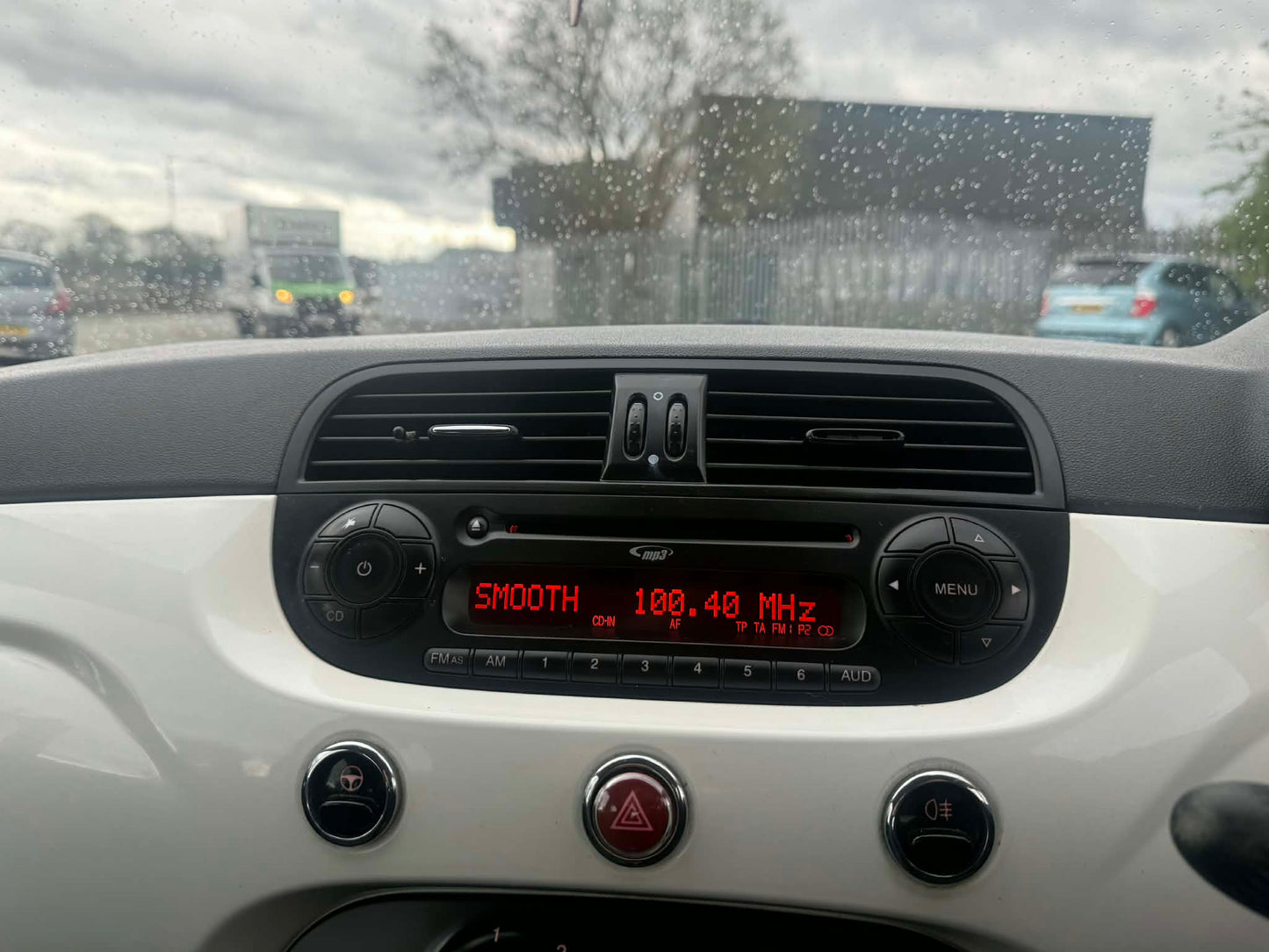 2013 - Fiat 500 Popular RHD