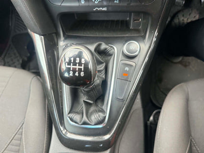 2015- FORD FOCUS