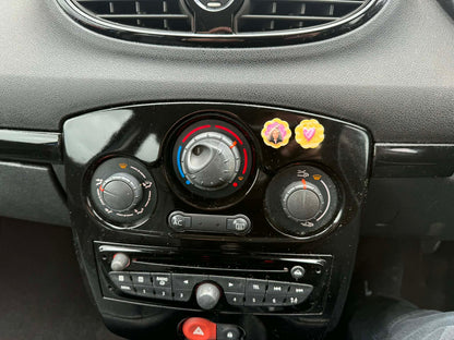 2011- RENAULT CLIO TOMTOM