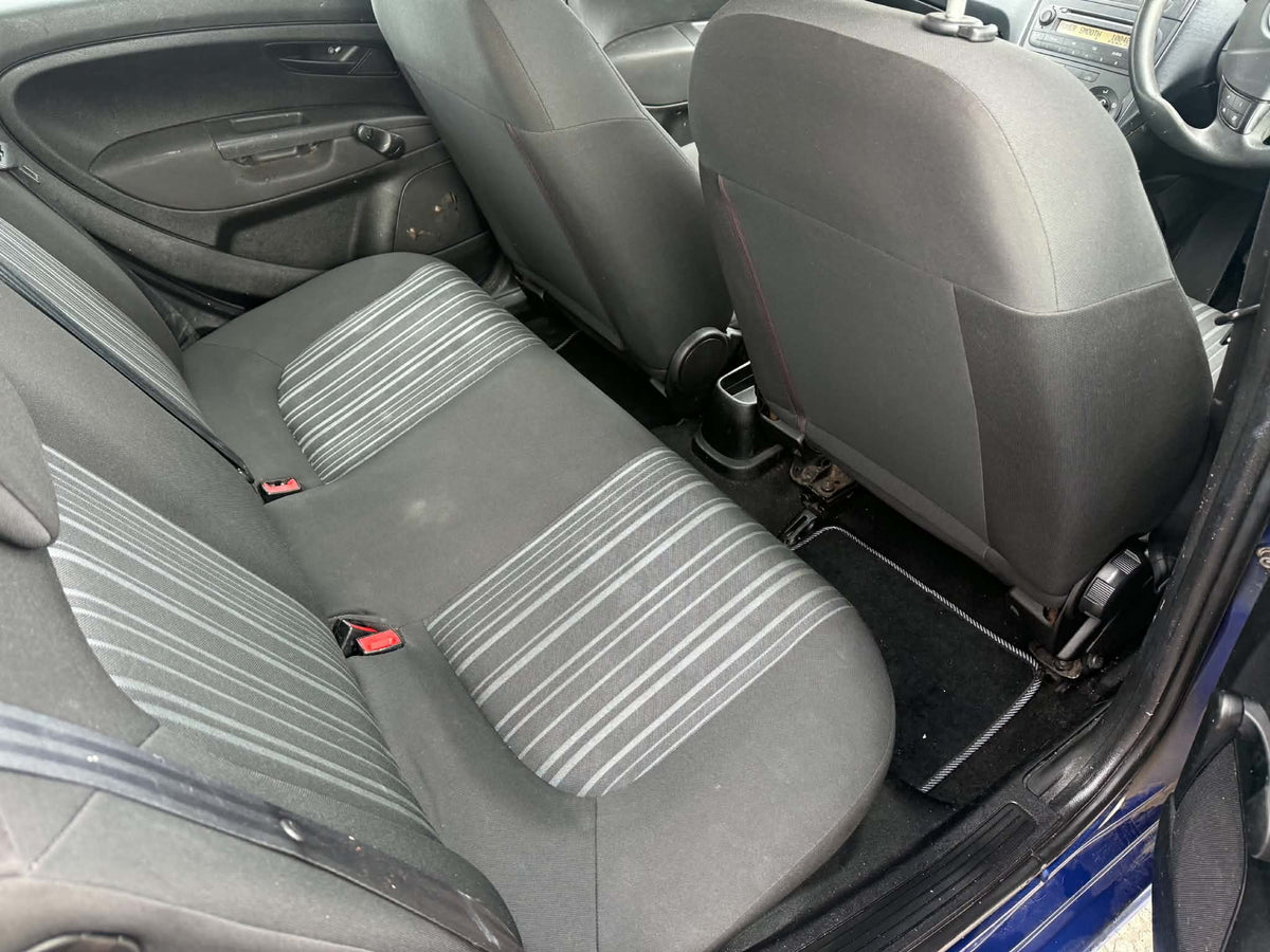 2009-FIAT PUNTO