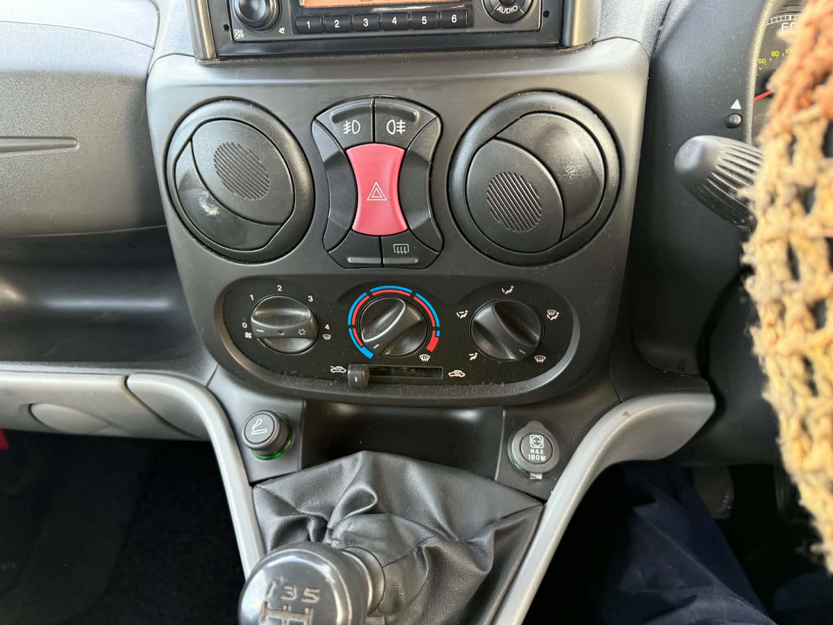 2009-FIAT DOBLO MOBILITY CAR