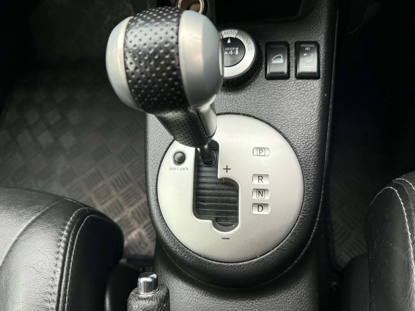 2011-NISSAN X TRAIL AUTOMATIC