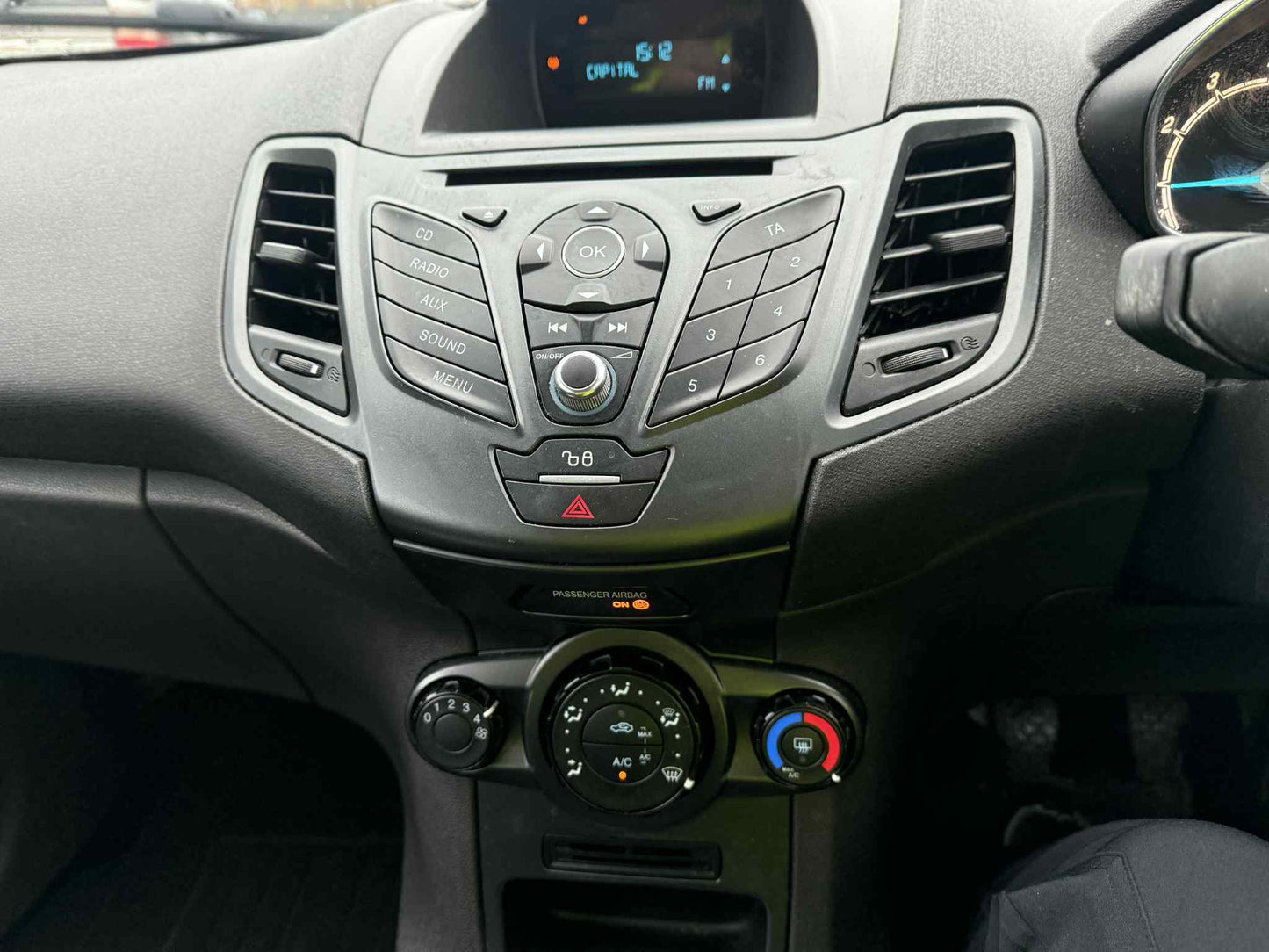 2016 - FORD FIESTA 1,2 PETROL