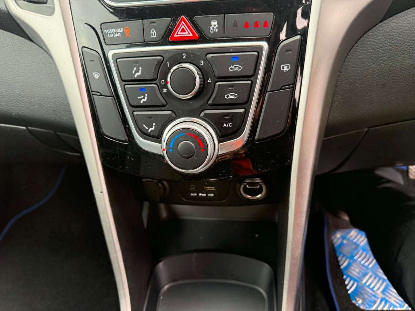 2016-HYUNDAI I30