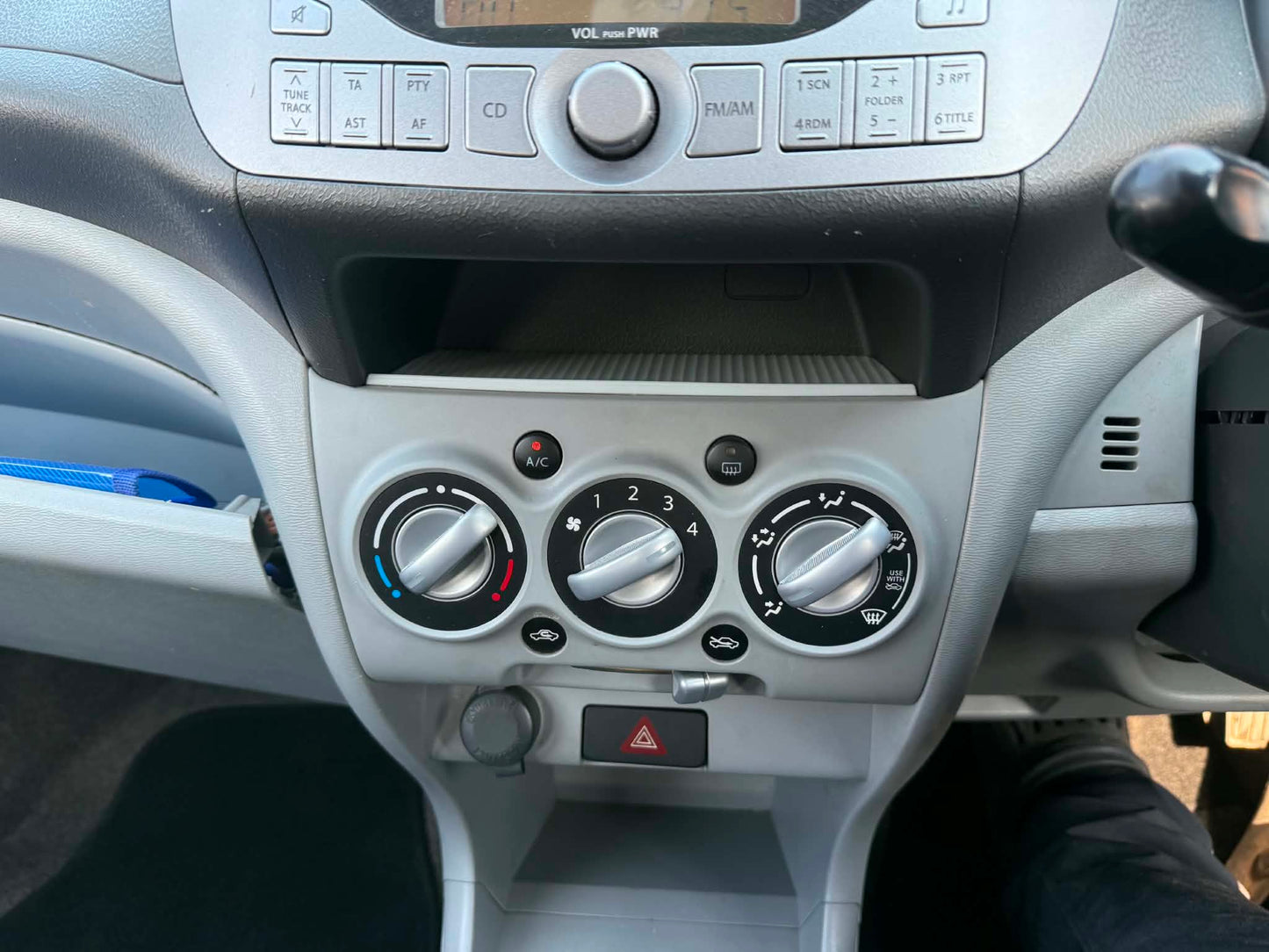 2010-NISSAN PIXO AUTOMATIC