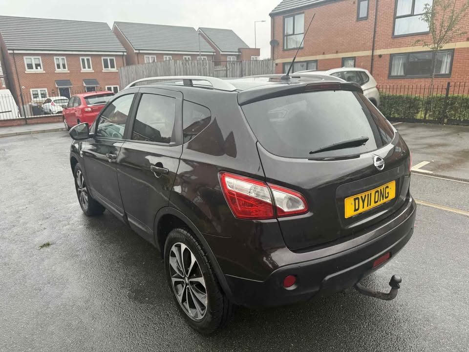 2011 - NISSAN QASHQAI