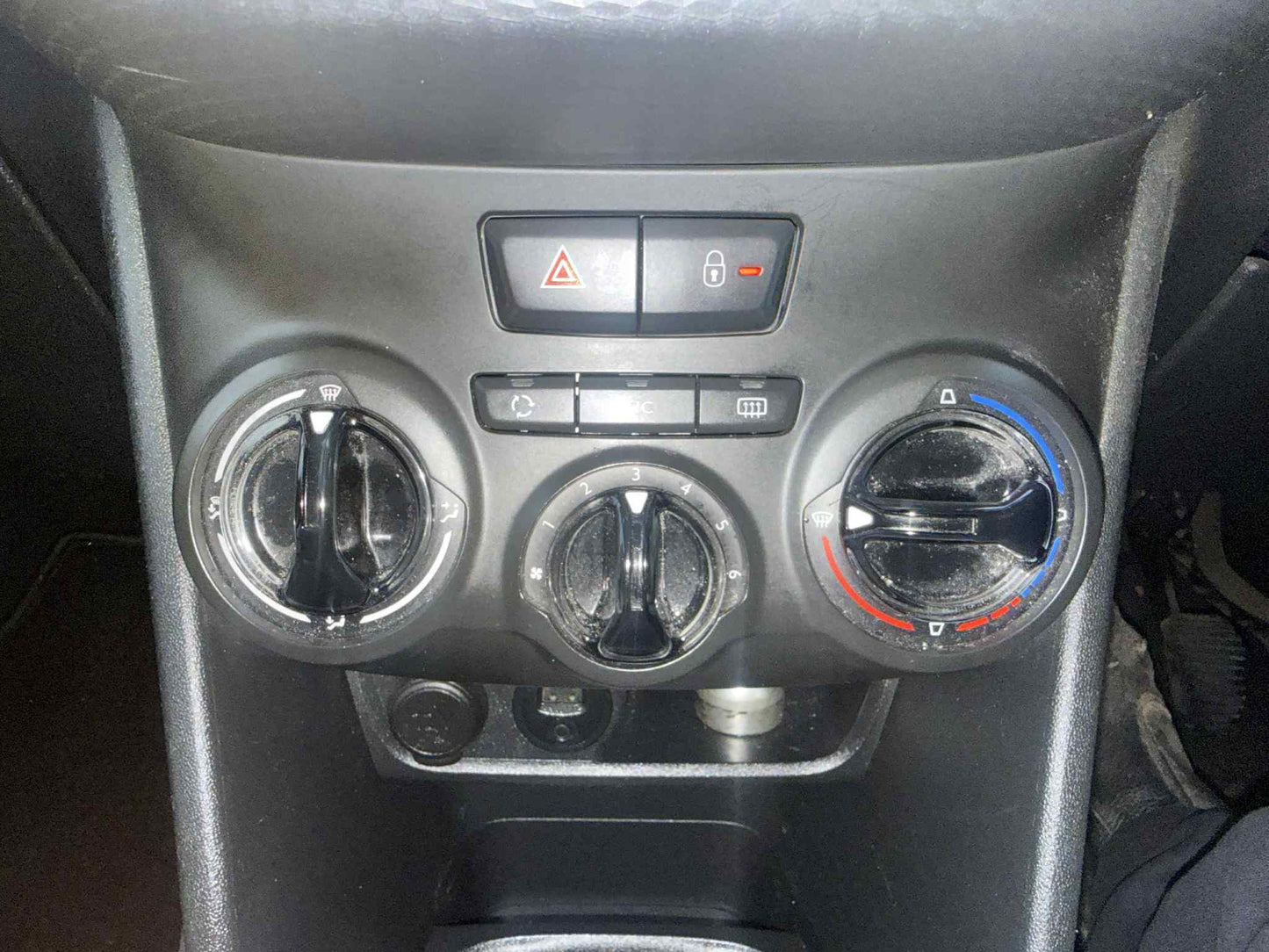2016 - PEUGEOT 2008 LOW MILEAGE
