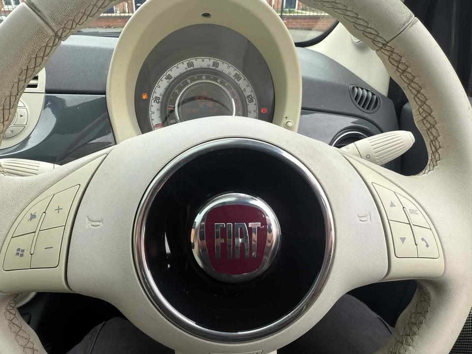 2011 - FIAT 500 LOUNGE