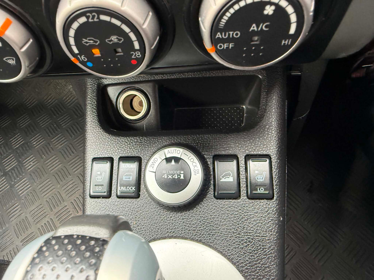 2011-NISSAN X TRAIL AUTOMATIC