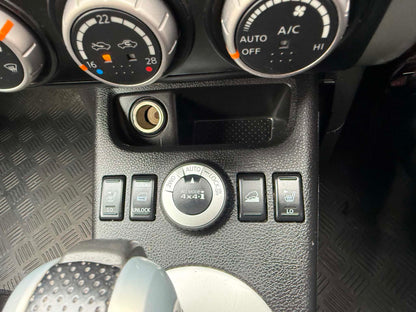 2011-NISSAN X TRAIL AUTOMATIC