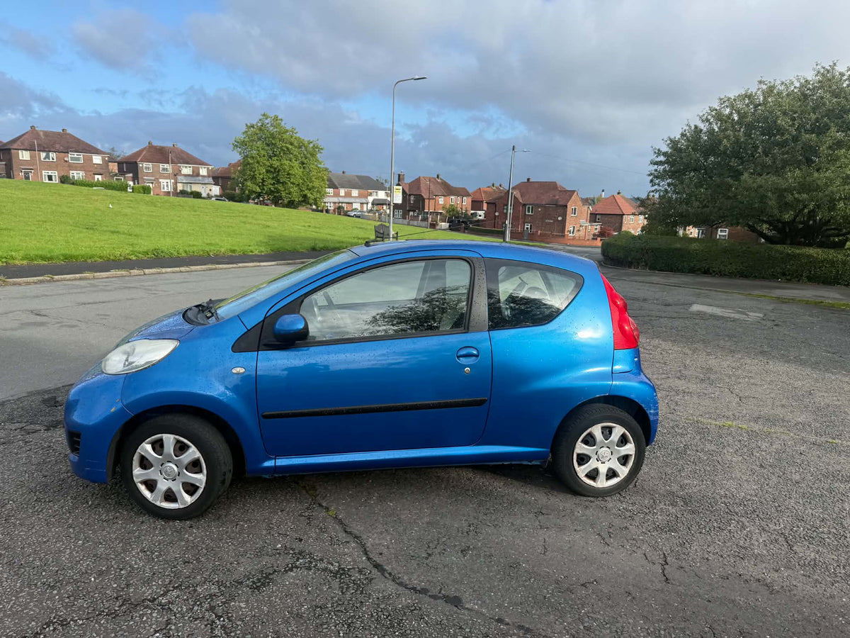 2012-PEUGEOT 107