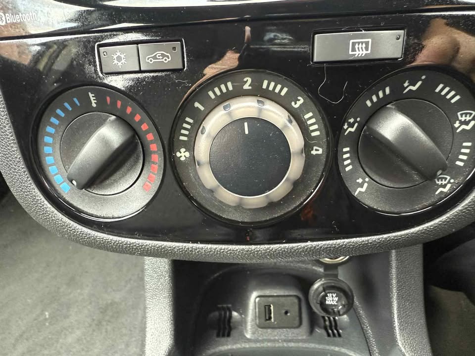 2013 - VAUXHALL CORSA