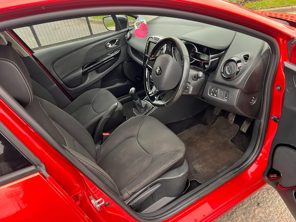 2013 - RENAULT CLIO