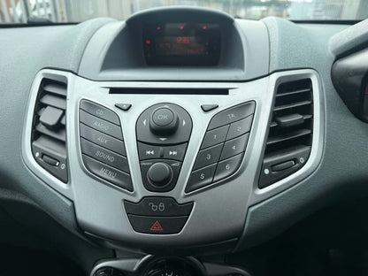 2010- FORD FIESTA
