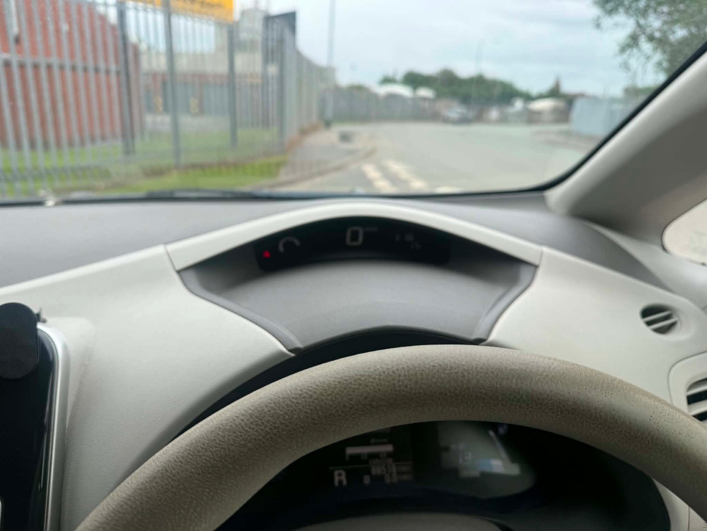2012- NISSAN LEAF