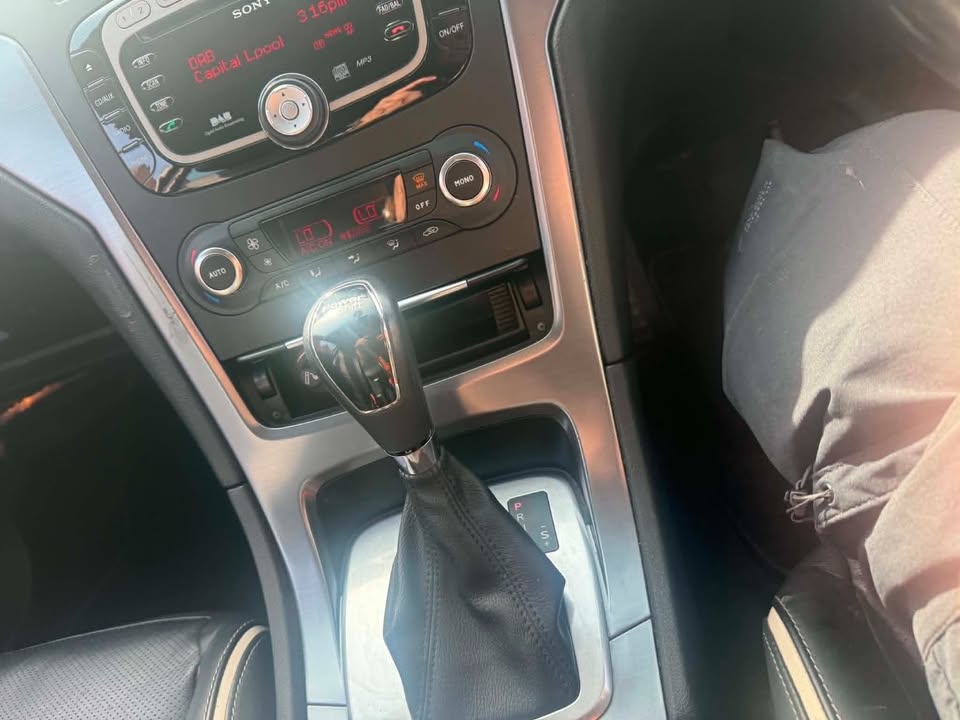 2010-FORD MONDEO AUTOMATIC TITANIUM X