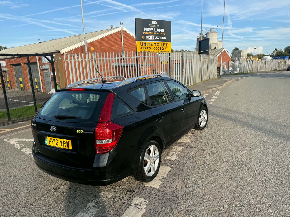 2012- KIA CEED ESTATE