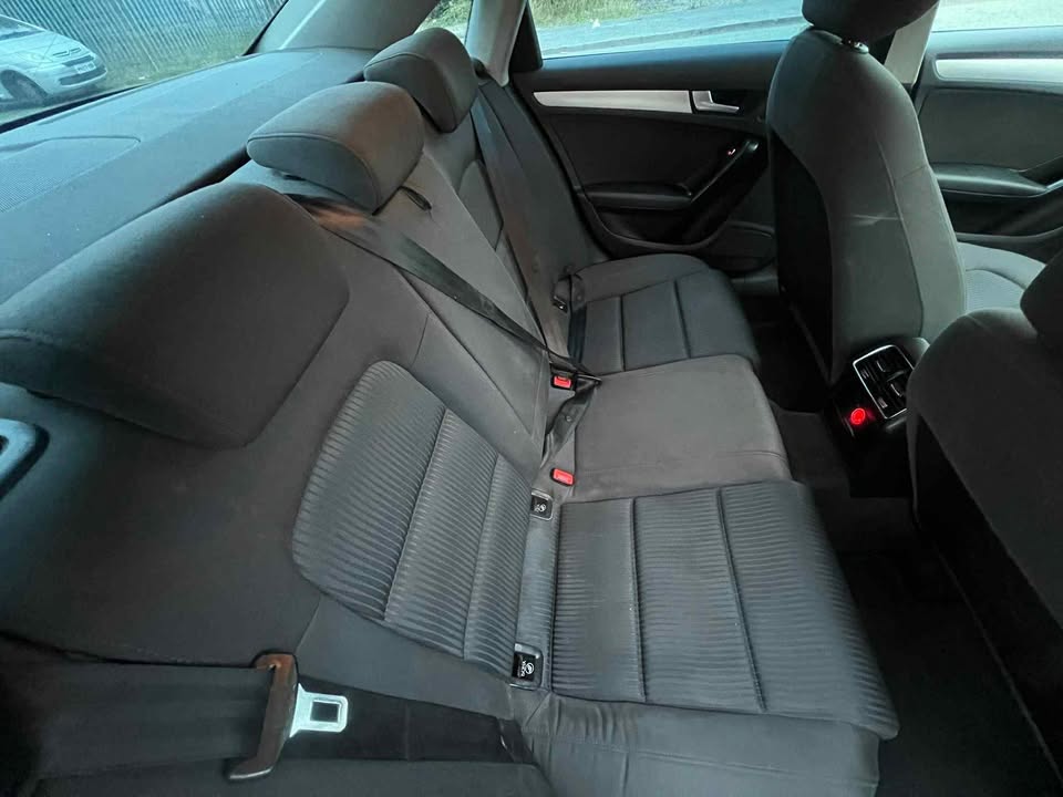 2012 AUDI A4