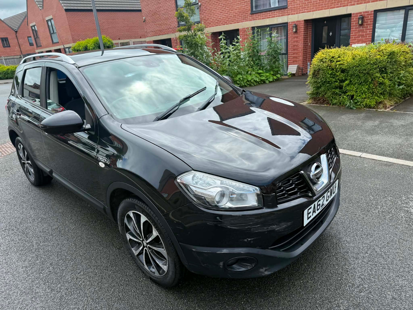 2012-NISSAN QASHQAI N-TEC PLUS