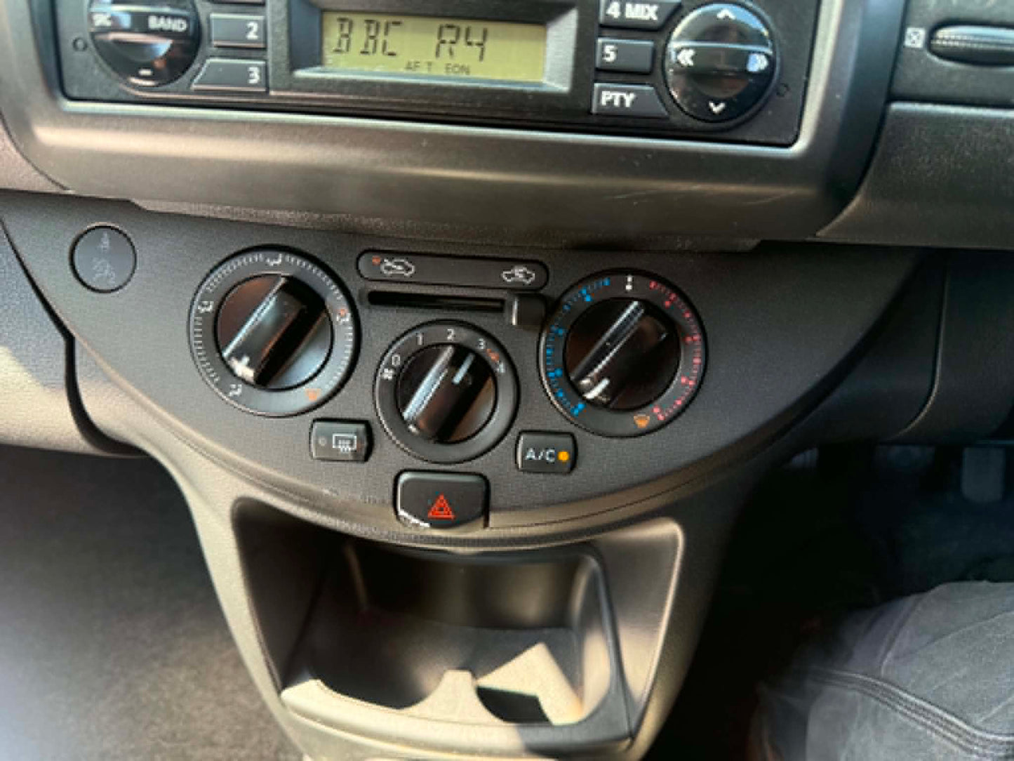 2006 - NISSAN NOTE SE