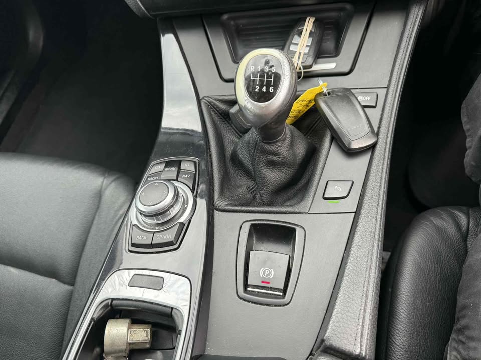 2010 - BMW SERIES 5
