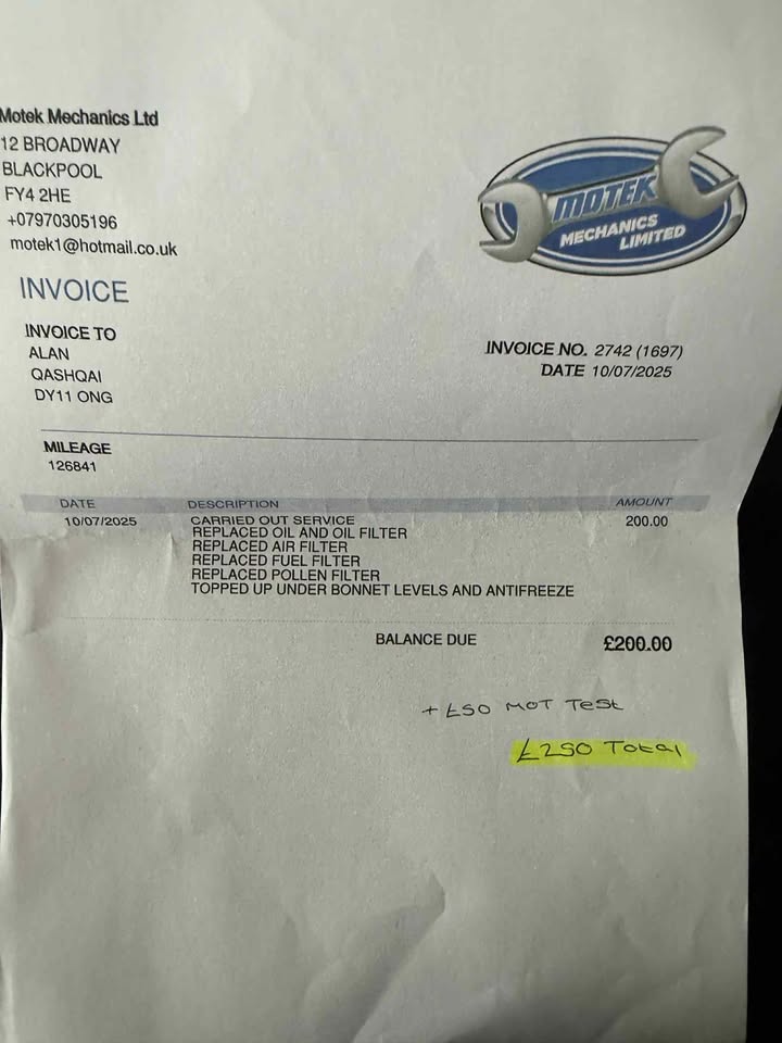 2011 - NISSAN QASHQAI
