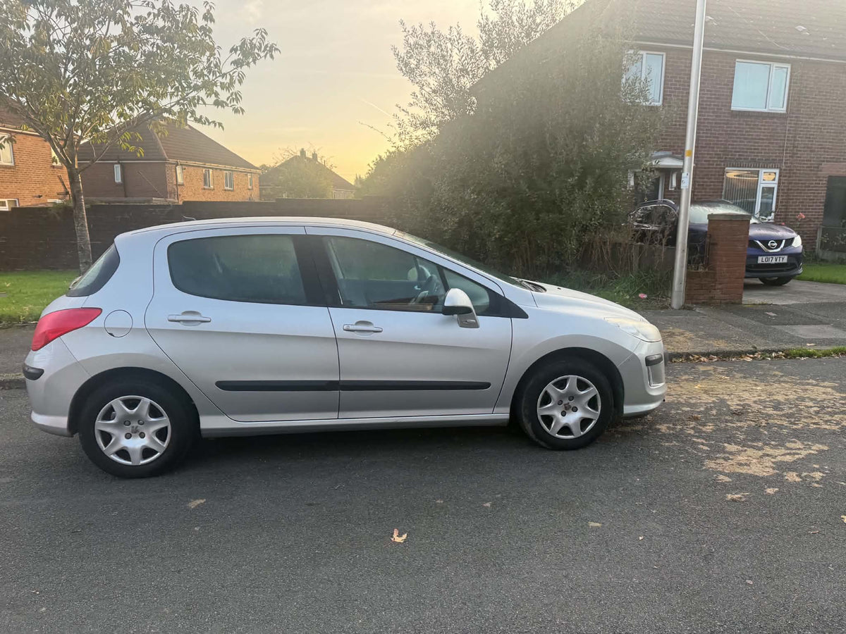 2009-PEUGEOT 308
