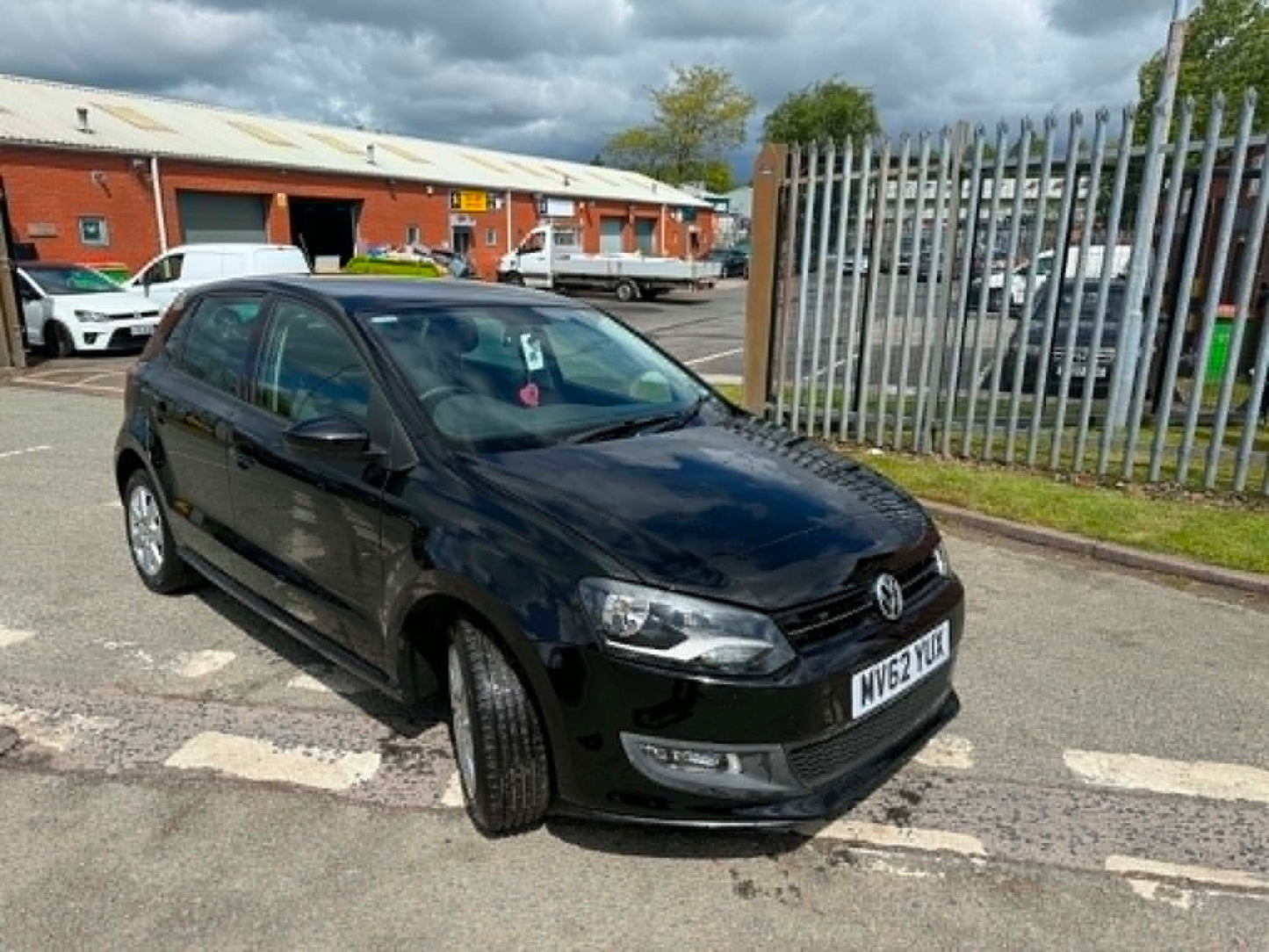 2013- VW POLO