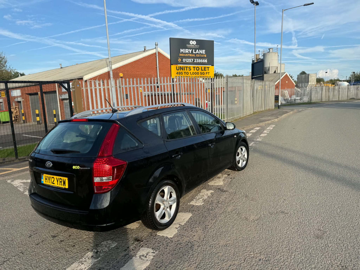 2012- KIA CEED ESTATE