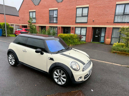 2013-MINI ONE AUTOMATIC