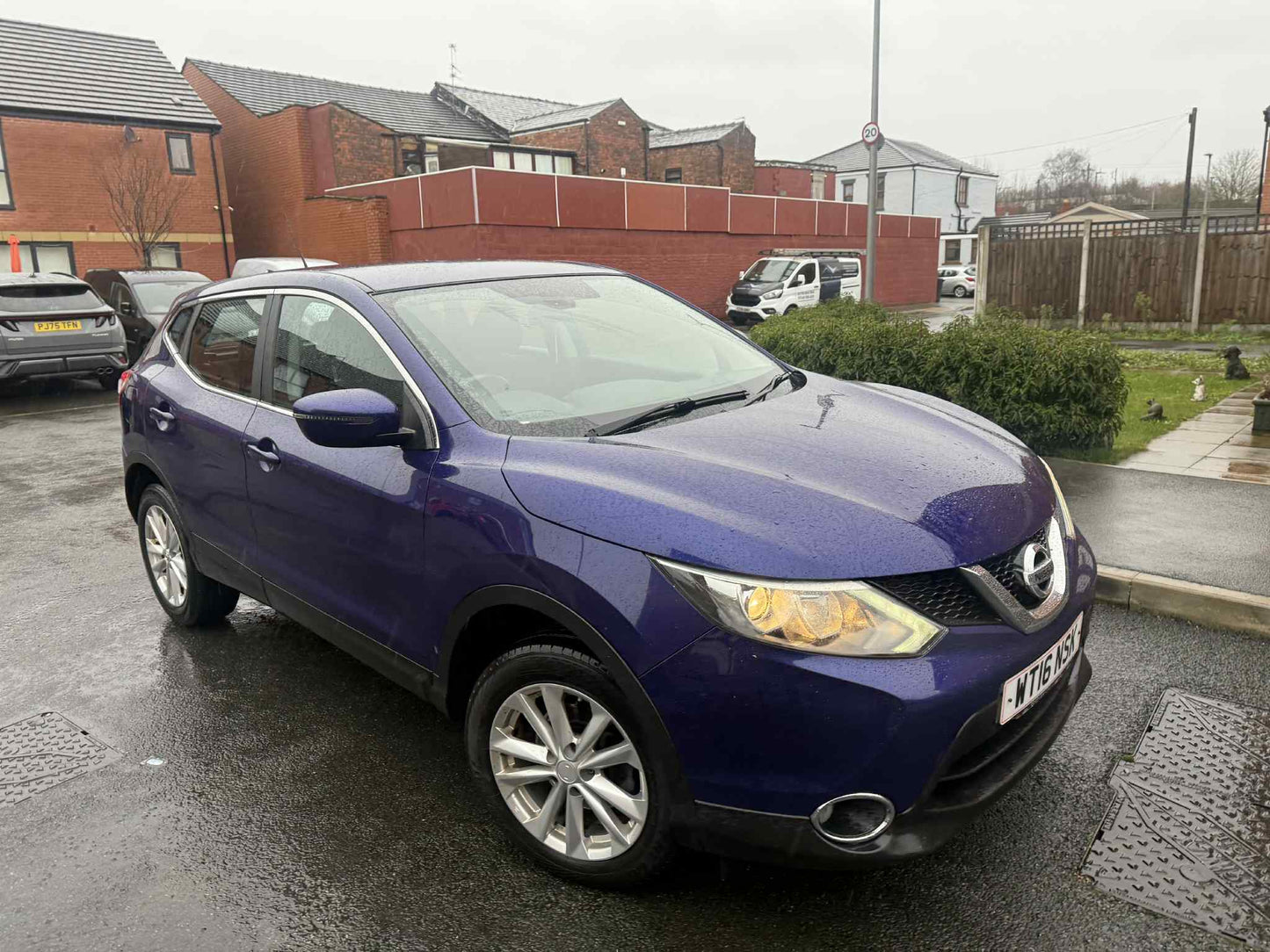 2016 - NISSAN QASHQAI PETROL