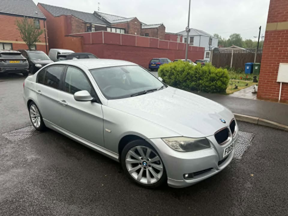 2009-BMW 3 SERIES