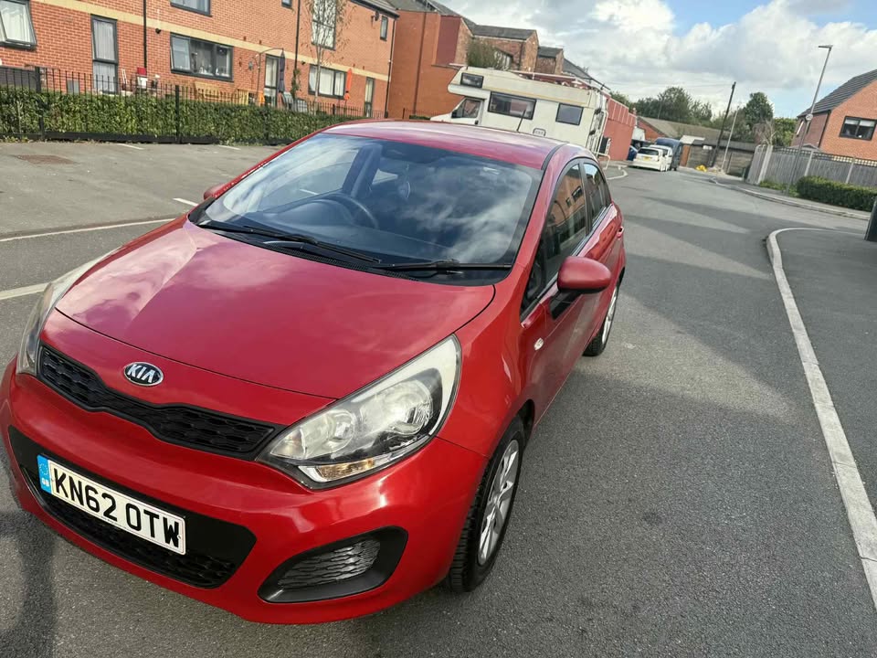 2012 - KIA RIO