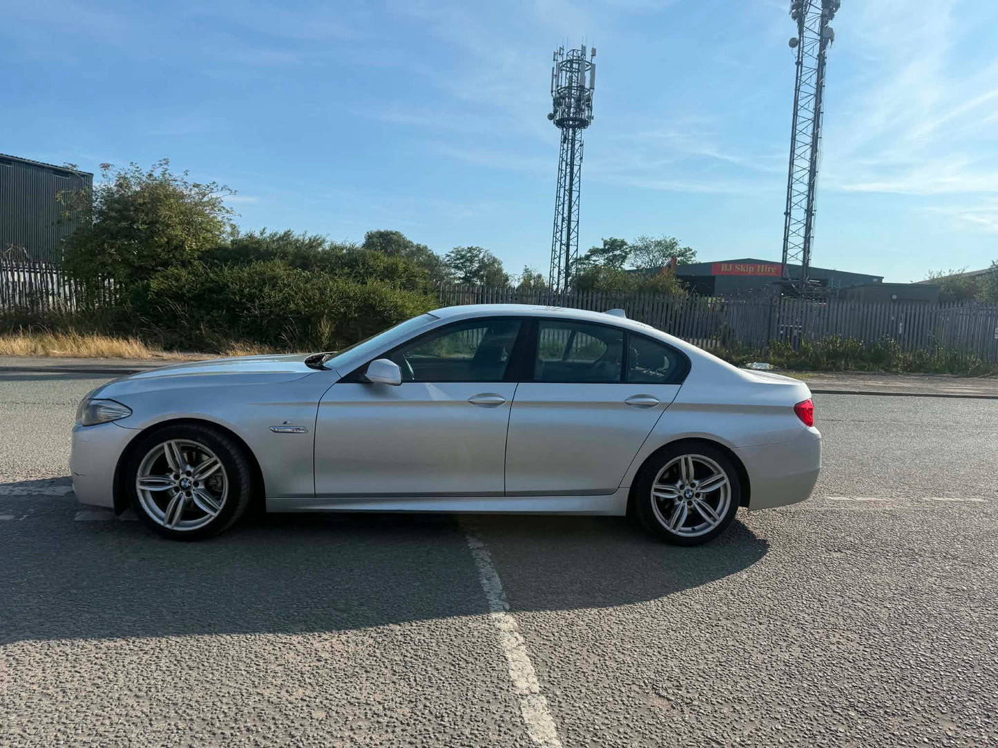 2010-BMW 5 SERIES