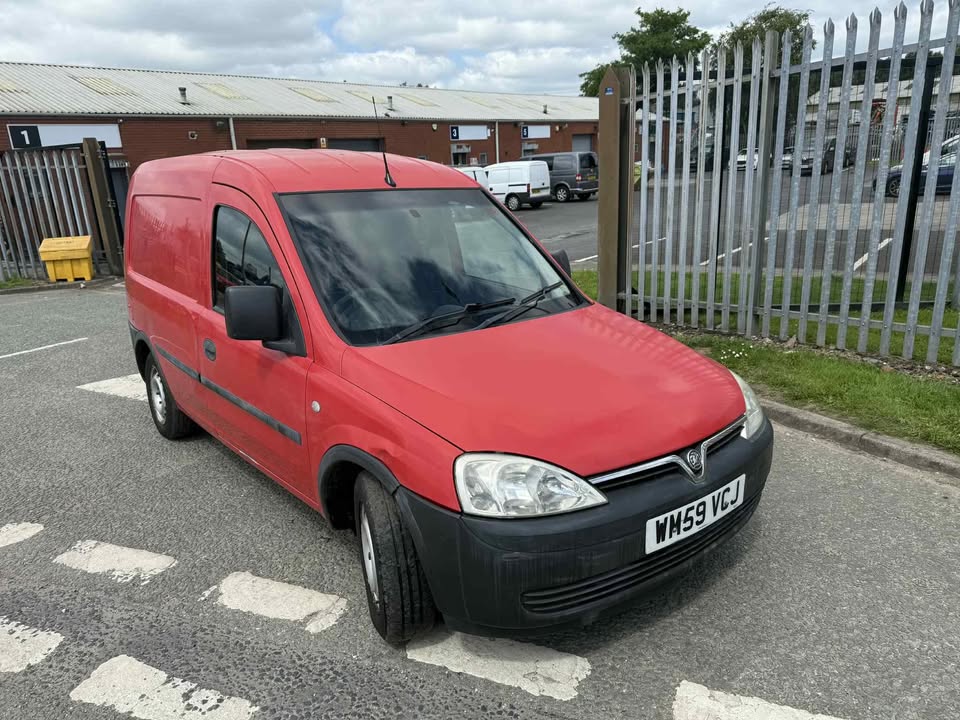 2010 VAUXHALL COMBO