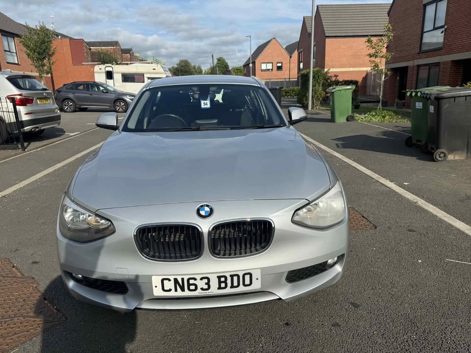 2013 - BMW SERIES 1
