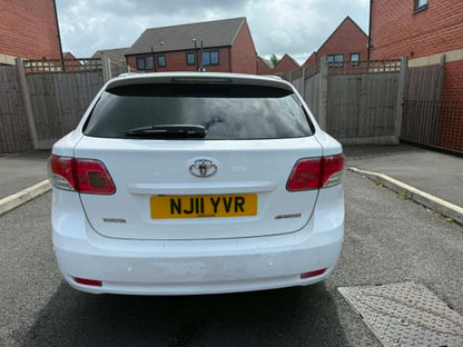 2011-TOYOTA AVENSIS
