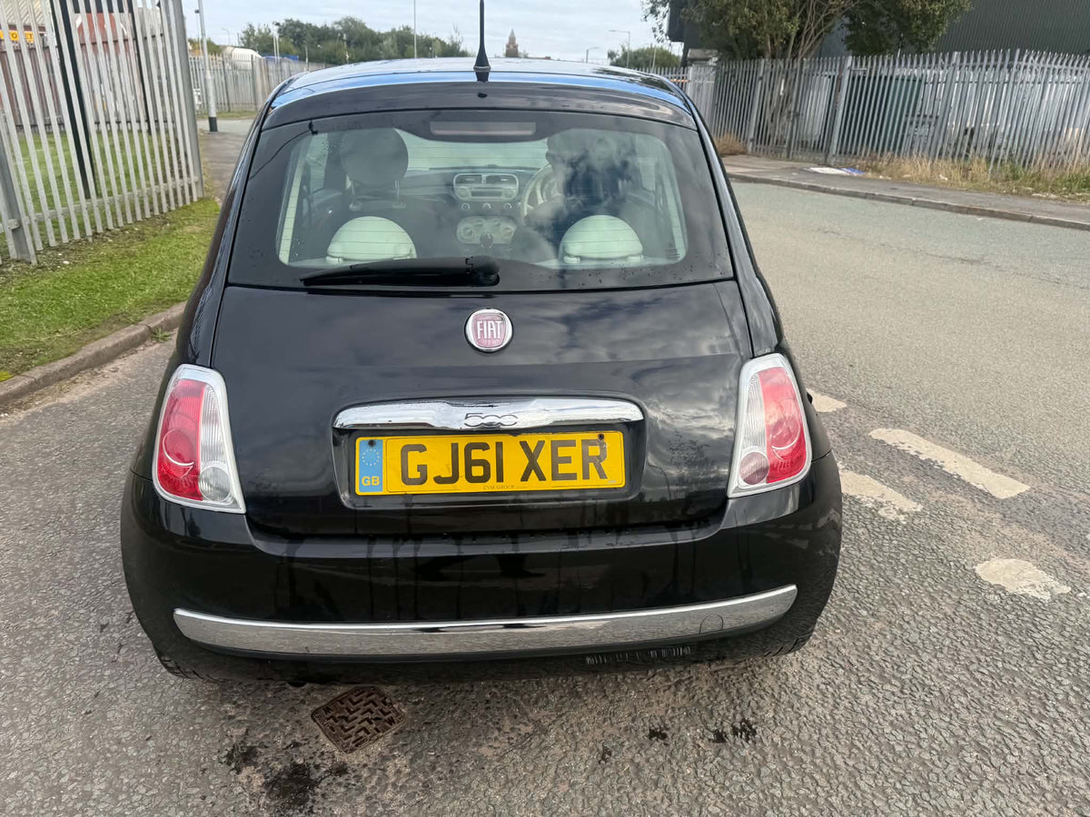 2011-FIAT 500