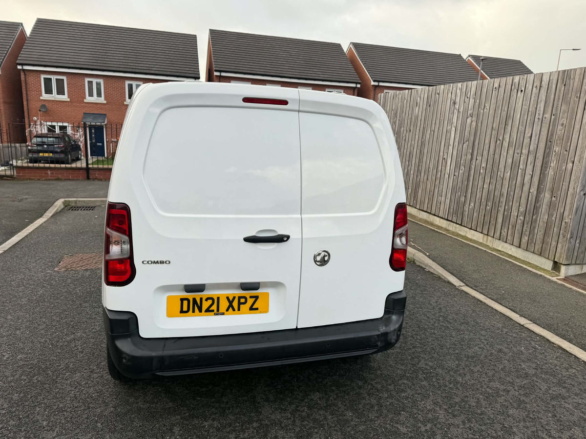 2021-VAUXHALL COMBO