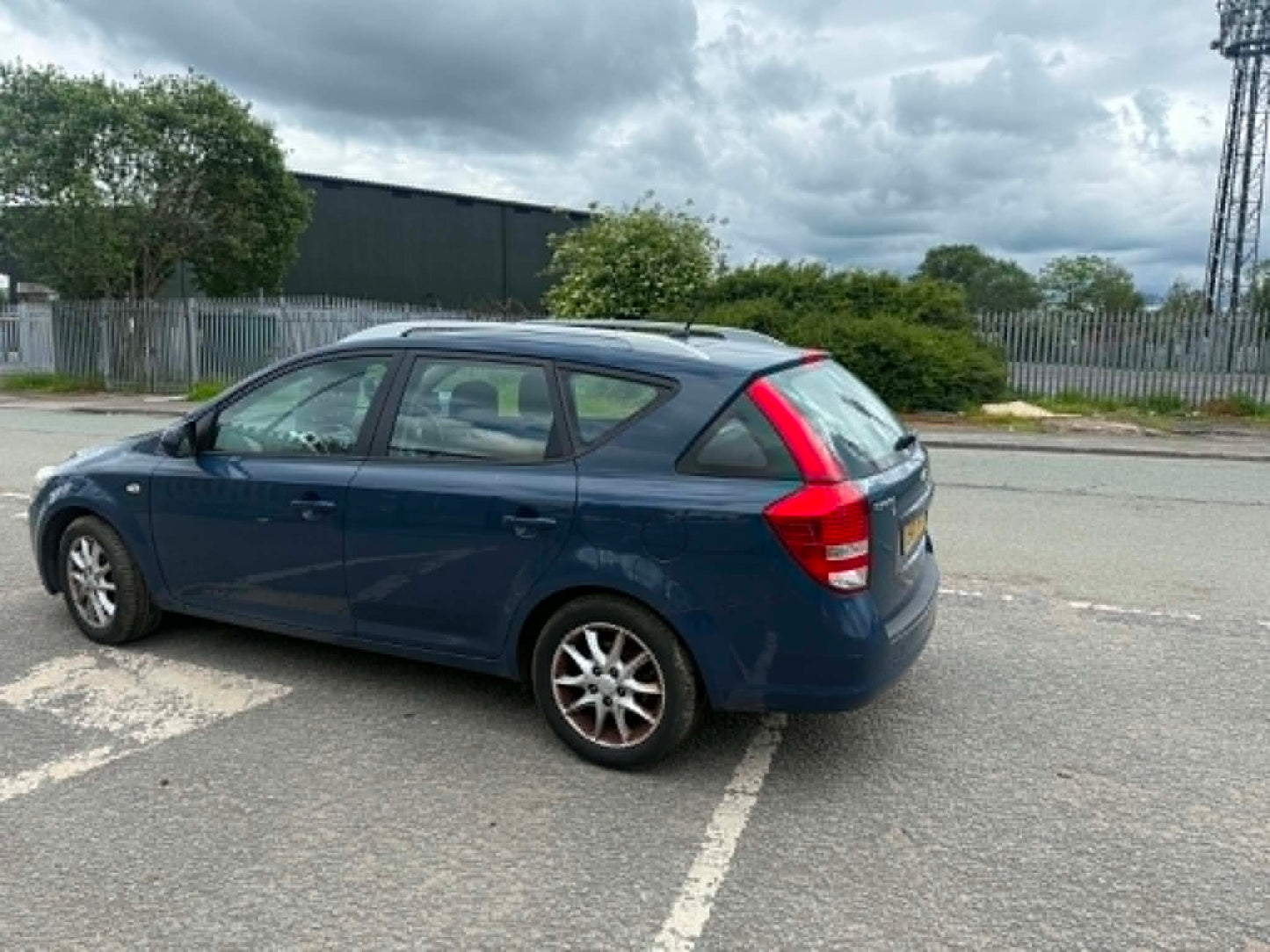 2009-KIA CEED ESTATE