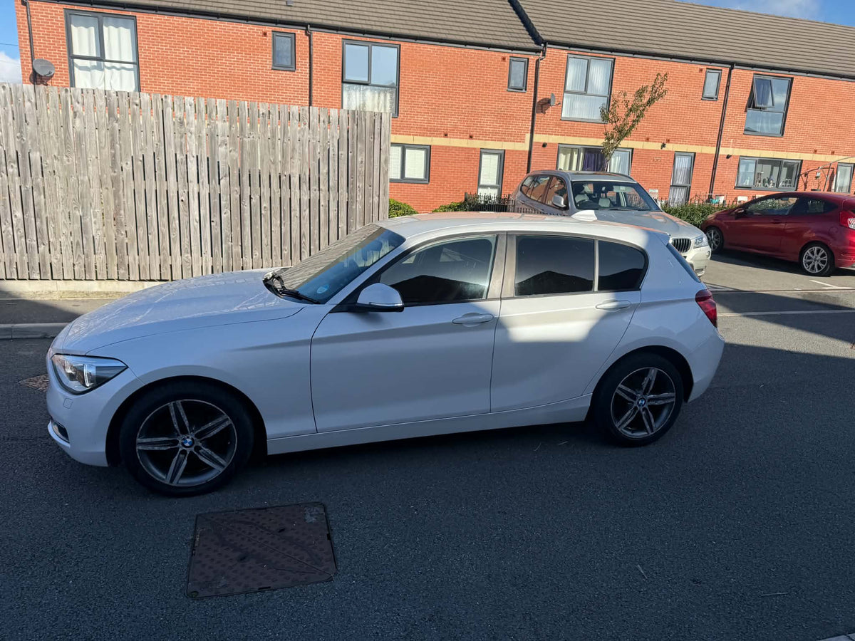 2013-BMW 1 SPORT