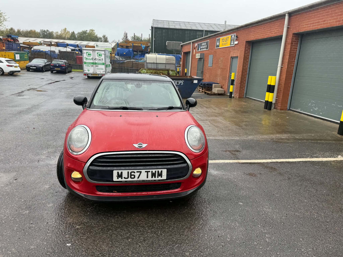 2017-MINI ONE