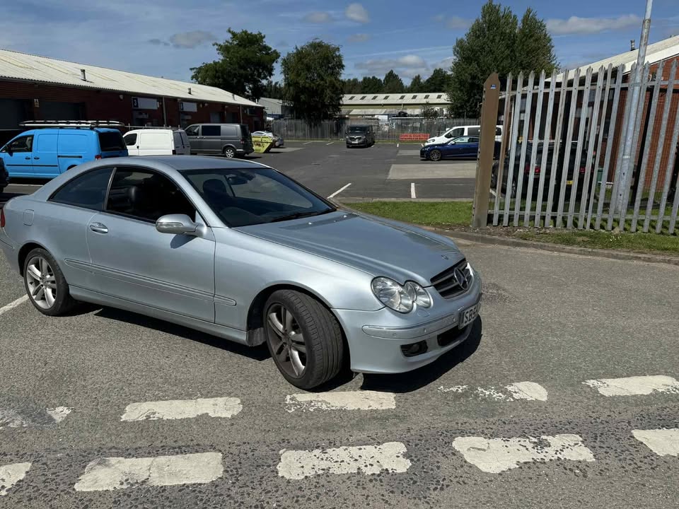 2006 - MERCEDES- BENZ CLK