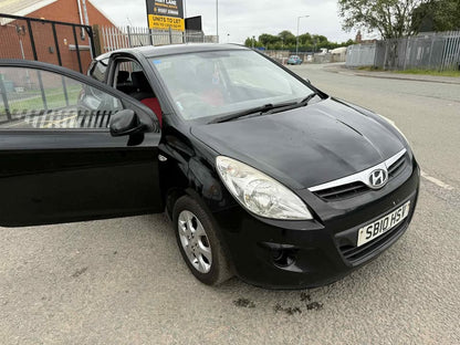 2010 - HYUNDAI I 20