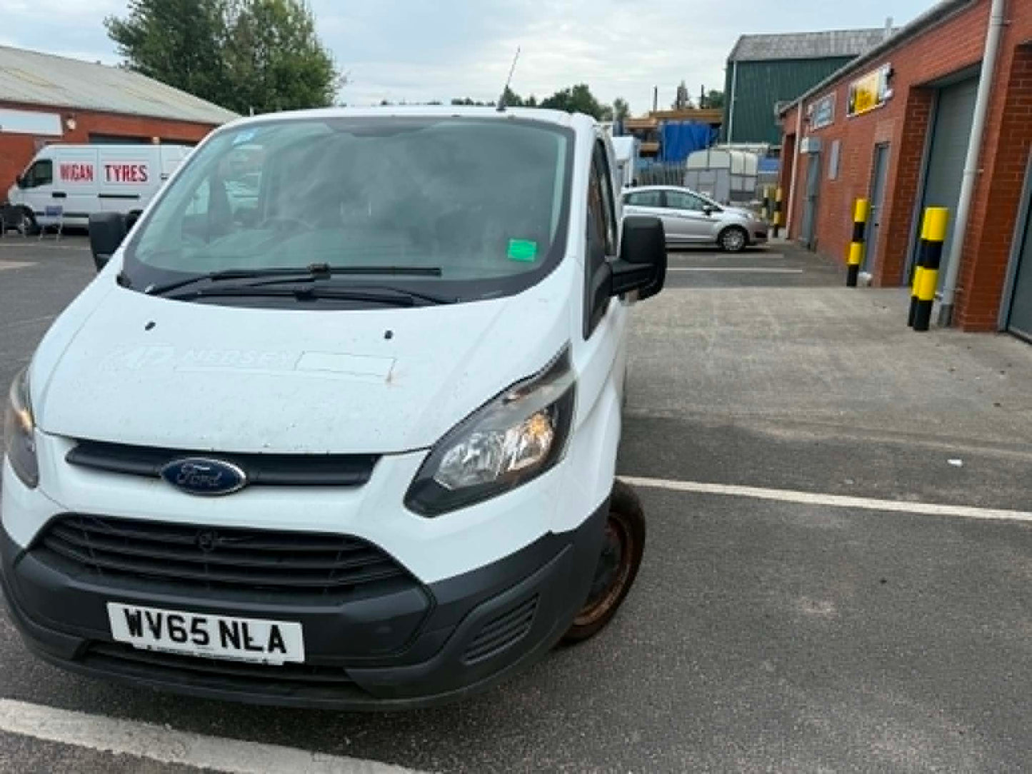 2015-FORD TRANSIT CUSTOM