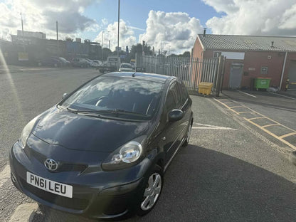 2011 - TOYOTA AYGO