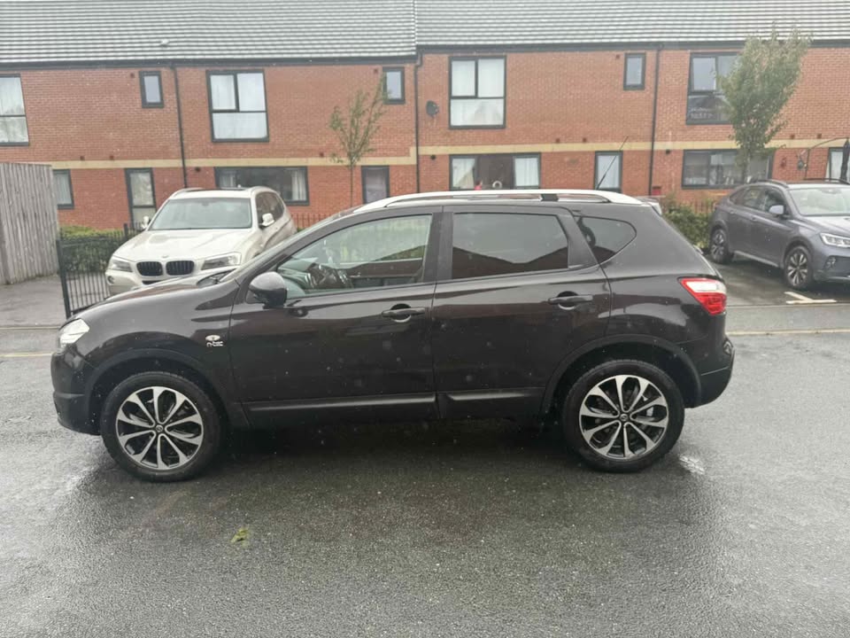 2011 - NISSAN QASHQAI