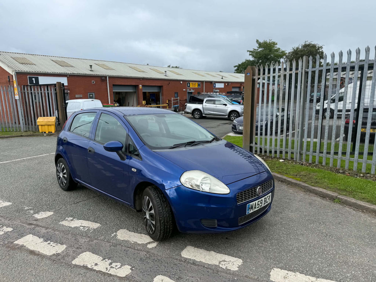 2009-FIAT PUNTO