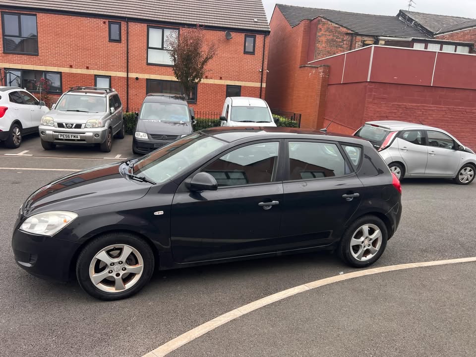 2009 - KIA CEED